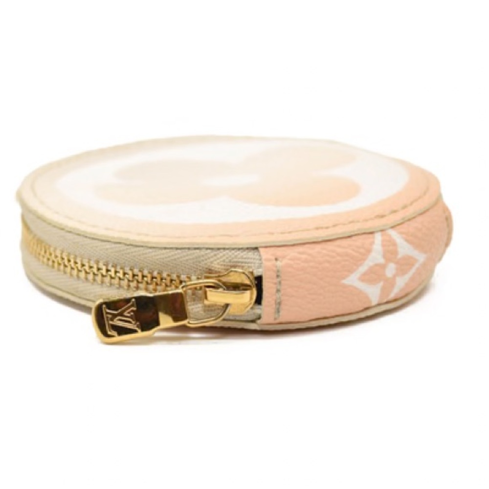 Multi Pochette Accessoires Round Coin Purse By The Pool Monogram Giant - Picture 4 of 13